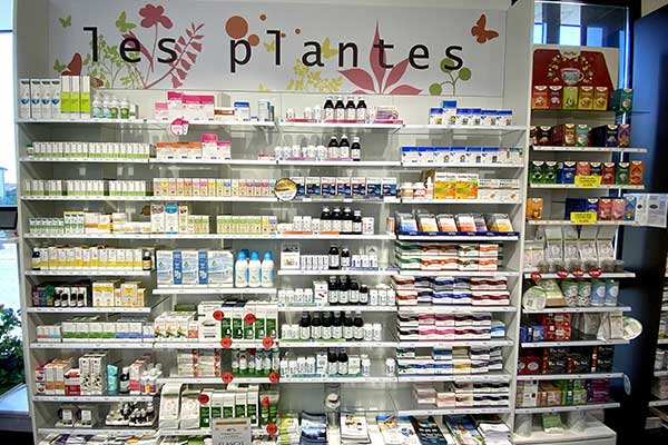 Pharmacie-aromatherapie-huiles-essentielles
